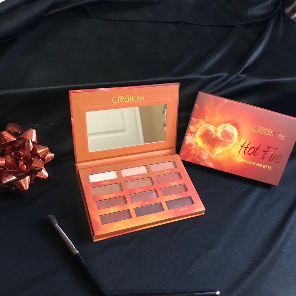 Beauty Creations hot fire pallete
